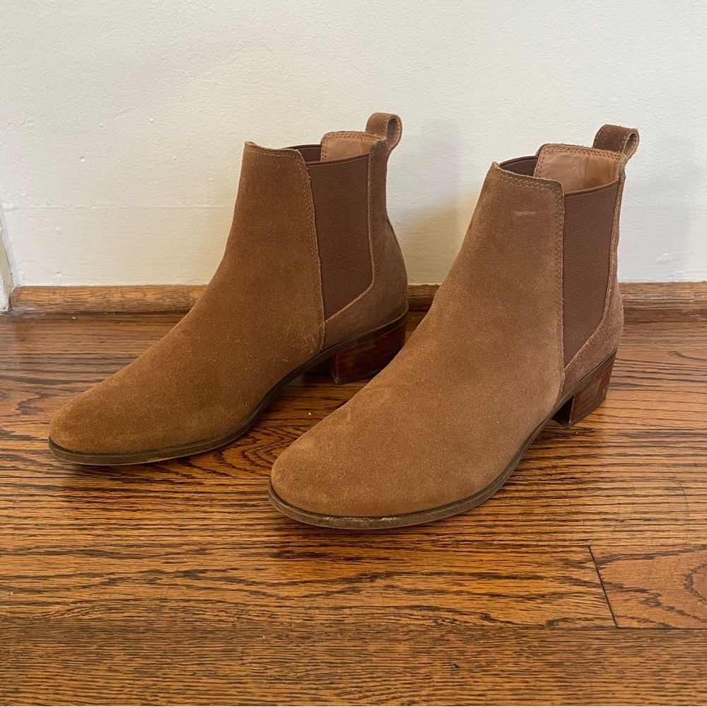 Steve Madden Dover ankle Chelsea boots bootie Leather Suede Neutral Pull On Work - Picture 3 of 13